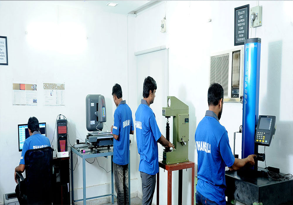 Rajgranth Industries’ cutting-edge machineries for custom precision components